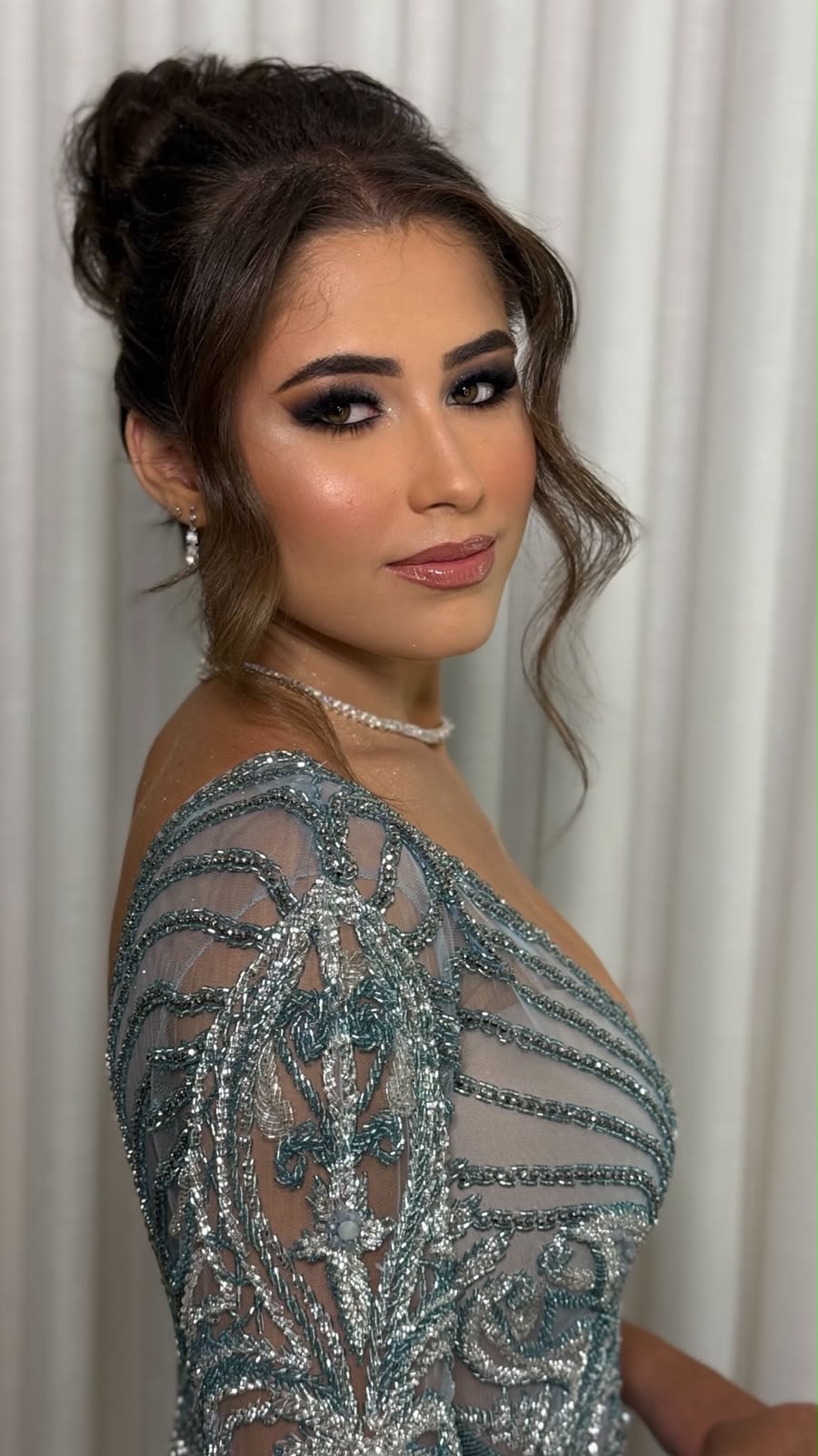 Penteado criado pelo Finottos Salon